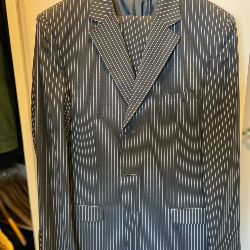Gucci wool/silk/cashmere suite